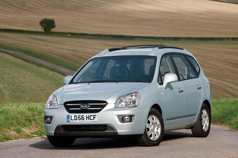  Kia Carens 2007 года  (фото 23 из 46)